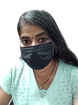 Snapshot of tamil_Sigappu_Roja chatting on 10/08/25, 01:20 tamil Sigappu Roja online show from 10/08/25, 01:20
