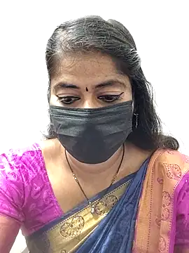 Snapshot of tamil_Sigappu_Roja chatting on 10/23/25, 12:43 tamil Sigappu Roja online show from 10/23/25, 12:43