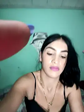 Bigtiti01 online show from 10/21/25, 07:36