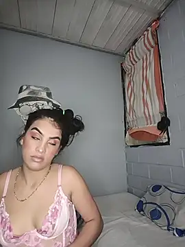 Bigtiti01 online show from 04/21/26, 08:01