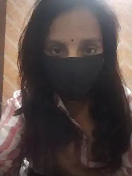 Snapshot of Devi-with-Ram chatting on 06/21/26, 07:33 Devi-with-Ram online show from 06/21/26, 07:33