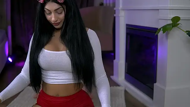 EmaHallee online show from 03/09/26, 02:59