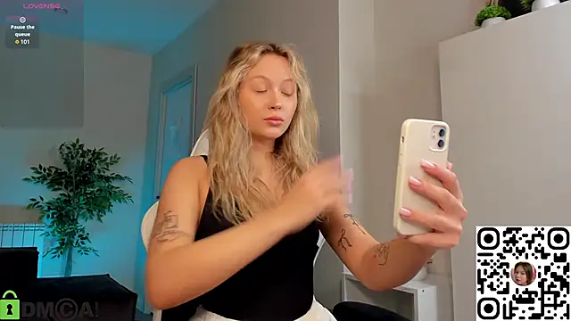 Margo-pvt online show from 09/21/25, 12:12