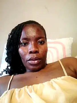 Snapshot of Sweetheart1695 chatting on 09/10/25, 03:01 Sweetheart1695 online show from 09/10/25, 03:01