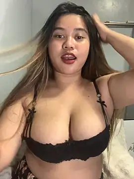 Snapshot of imogen_x chatting on 06/16/26, 03:14 imogen x online show from 06/16/26, 03:14