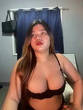 Snapshot of imogen_x chatting on 06/20/26, 07:38 imogen x online show from 06/20/26, 07:38