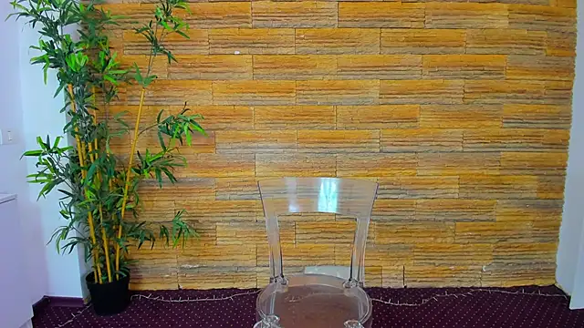 Cupcake Izzy online show from 03/26/26, 06:08