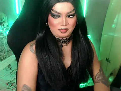 Snapshot of xxXMissCessXxx chatting on 06/11/26, 08:56 xxXMissCessXxx online show from 06/11/26, 08:56