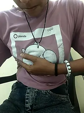 Alia-00 online show from 10/25/25, 04:09