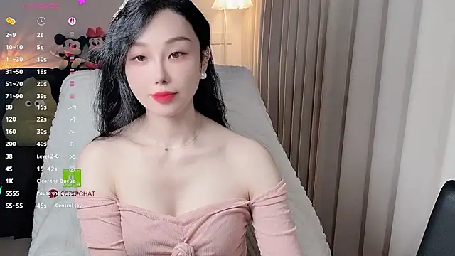 Xiatian520  online show from 04/18/26, 07:56