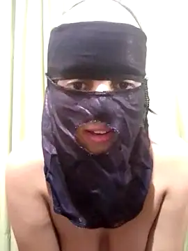 yaSsmin boobs online show from 11/05/25, 09:15