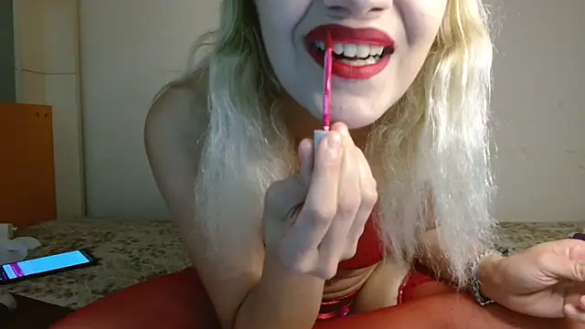 Snapshot of yellowchick chatting on 05/18/26, 10:04 yellowchick online show from 05/18/26, 10:04