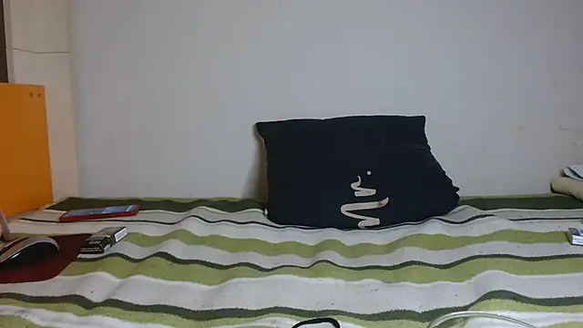 yellowchick online show from 06/27/26, 08:47