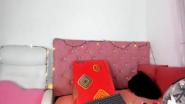 dulce brown01 online show from 10/01/25, 01:28