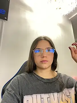 LilithAbril online show from 11/23/25, 04:01