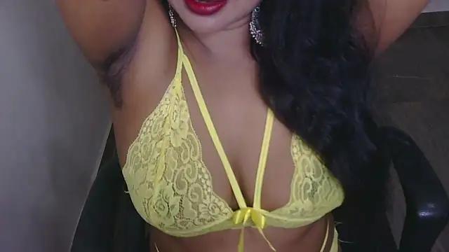 Snapshot of QUEEN_SAKHI- chatting on 10/07/25, 03:58 QUEEN SAKHI- online show from 10/07/25, 03:58