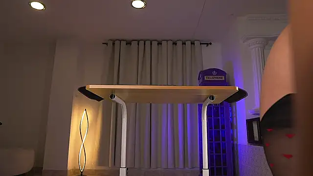 vaniaa95 online show from 10/05/25, 01:59