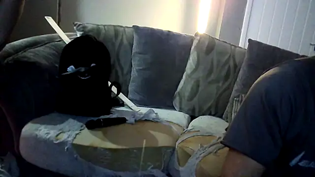 Snapshot of backdoorgalore4you chatting on 11/17/25, 09:42 backdoorgalore4you online show from 11/17/25, 09:42