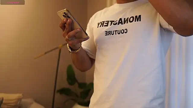 Thiago Valente online show from 11/05/25, 01:11