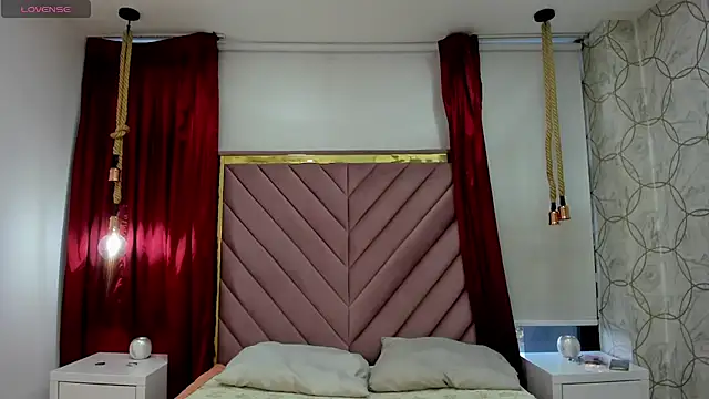 Snapshot of CandySays chatting on 01/19/26, 11:36 CandySays online show from 01/19/26, 11:36