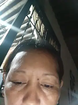Snapshot of marinita13 chatting on 06/20/26, 02:14 marinita13 online show from 06/20/26, 02:14