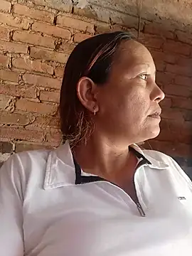 Snapshot of marinita13 chatting on 07/24/26, 04:38 marinita13 online show from 07/24/26, 04:38