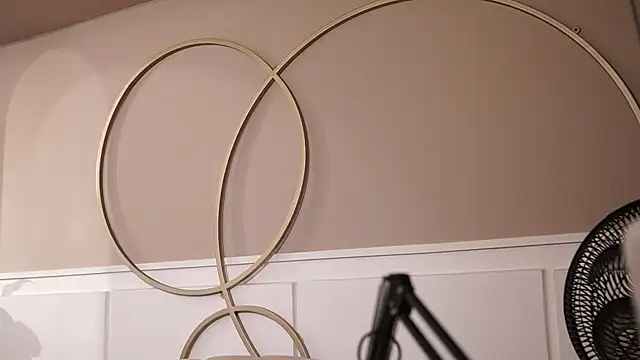 Snapshot of Ariaa_Isabell chatting on 11/18/25, 06:12 Ariaa Isabell online show from 11/18/25, 06:12