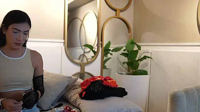 Snapshot of Ariaa_Isabell chatting on 12/16/25, 06:24 Ariaa Isabell online show from 12/16/25, 06:24