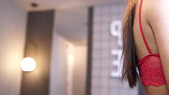 Snapshot of Ariaa_Isabell chatting on 02/18/26, 06:48 Ariaa Isabell online show from 02/18/26, 06:48