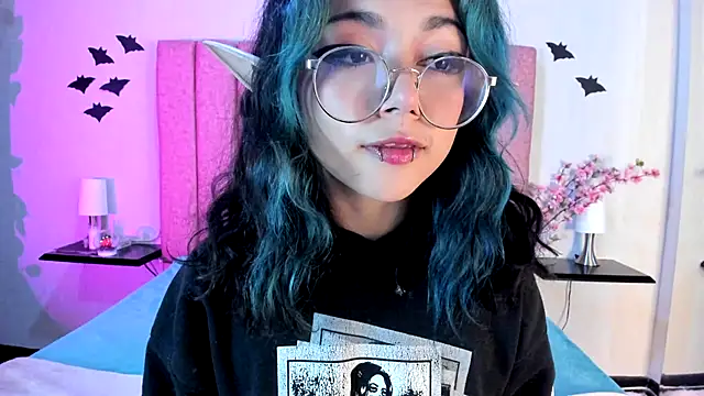 Snapshot of TerumiKitty chatting on 11/20/25, 08:52 TerumiKitty online show from 11/20/25, 08:52