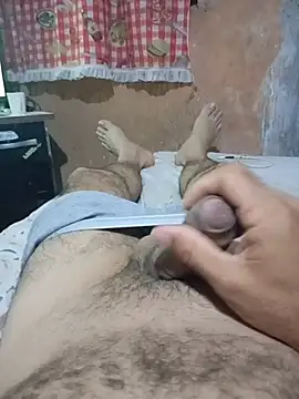 Snapshot of NAUFRAGO_17CM chatting on 06/28/26, 02:17 NAUFRAGO 17CM online show from 06/28/26, 02:17