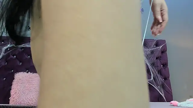 RedAngel1- online show from 10/30/25, 12:39