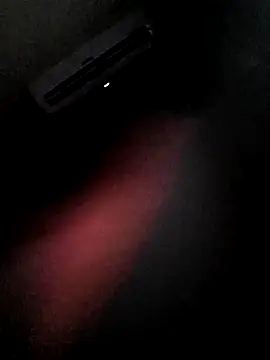 Snapshot of Theredcorazon chatting on 09/15/25, 05:29 Theredcorazon online show from 09/15/25, 05:29