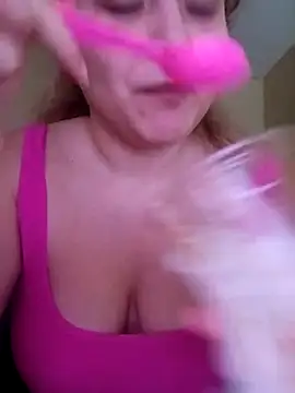 Theredcorazon online show from 04/03/26, 12:30