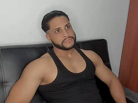 Snapshot of Pier_Simons chatting on 09/15/25, 06:35 Pier Simons online show from 09/15/25, 06:35