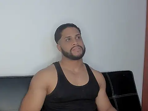 Snapshot of Pier_Simons chatting on 09/16/25, 06:47 Pier Simons online show from 09/16/25, 06:47