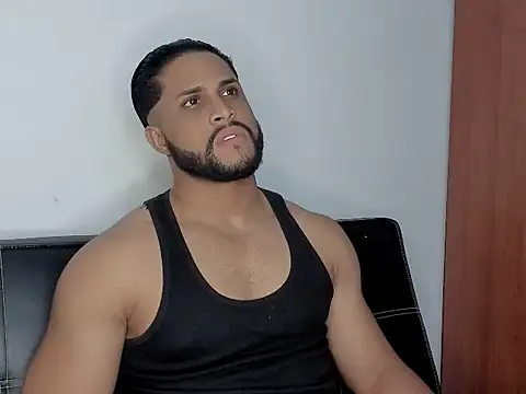 Snapshot of Pier_Simons chatting on 09/17/25, 06:15 Pier Simons online show from 09/17/25, 06:15