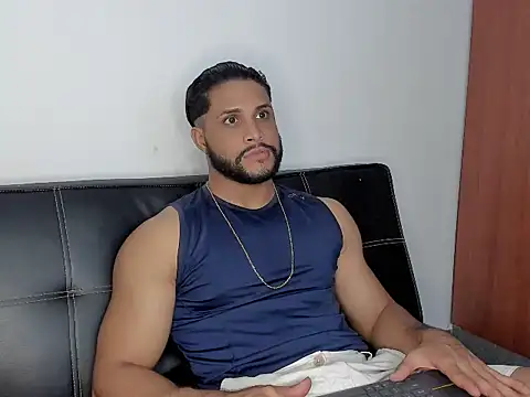 Snapshot of Pier_Simons chatting on 09/20/25, 06:36 Pier Simons online show from 09/20/25, 06:36