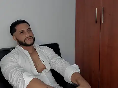 Snapshot of Pier_Simons chatting on 09/28/25, 10:53 Pier Simons online show from 09/28/25, 10:53