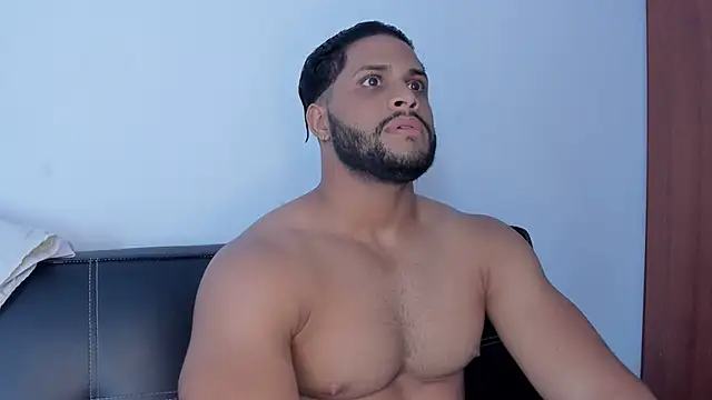 Snapshot of Pier_Simons chatting on 11/30/25, 03:38 Pier Simons online show from 11/30/25, 03:38