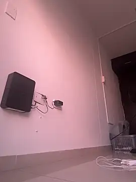 Max Rain online show from 11/22/25, 03:44