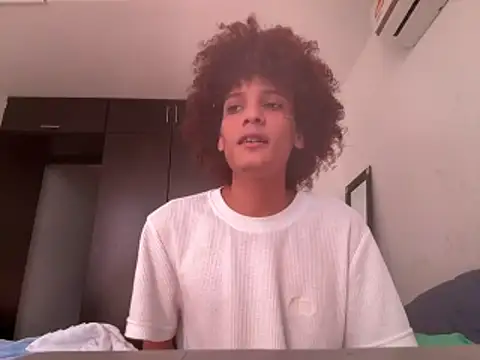 Max Rain online show from 05/24/26, 06:24
