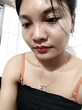 Duyen02 online show from 10/11/25, 05:22