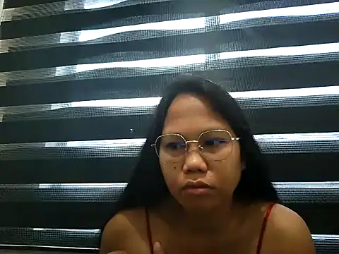 Snapshot of SpankyMyAss69 chatting on 02/20/26, 11:05 SpankyMyAss69 online show from 02/20/26, 11:05