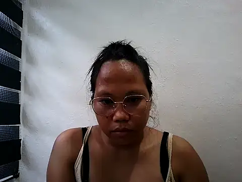 Snapshot of SpankyMyAss69 chatting on 02/22/26, 03:29 SpankyMyAss69 online show from 02/22/26, 03:29