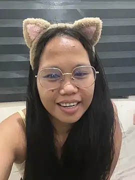 SpankyMyAss69 online show from 04/19/26, 06:10