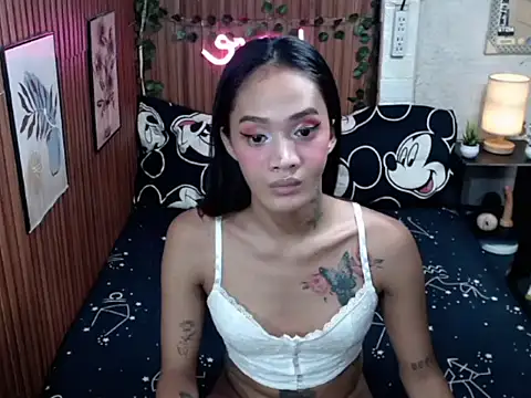 XTsYassyHot69X online show from 07/16/26, 02:12