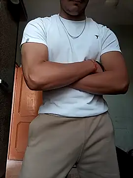 yourcrush0123 online show from 12/17/25, 04:18