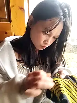 Tiyir597 online show from 10/25/25, 04:09