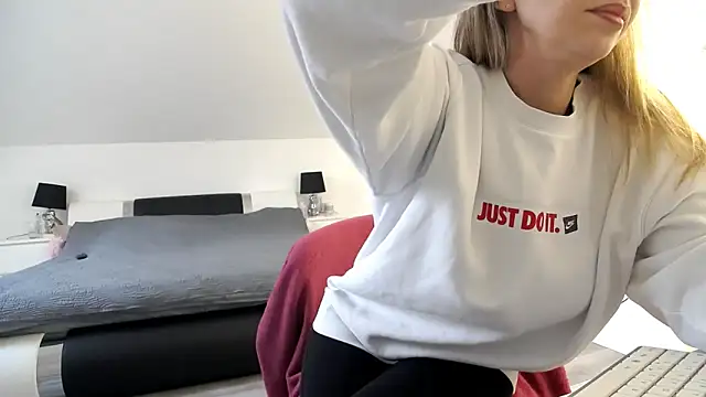 ArabianMalikah online show from 02/11/26, 07:35